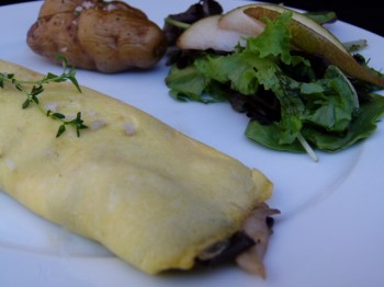 truffled omelet with mushrooms and green salad