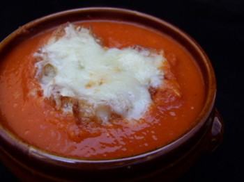 winter tomato soup au gratin