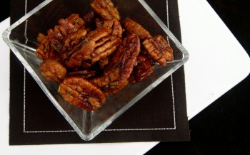 spiced rosemary pecans