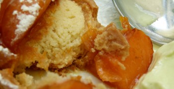 apricot tart with pistachio ice cream