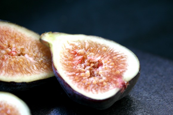 cut fig up close