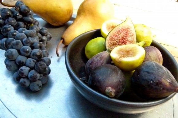 figs pears and grapes