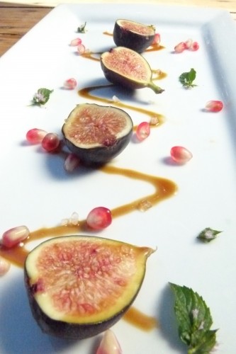 fresh autumn figs with balsamic caramel,  fleur de sel and pomegranate seeds  